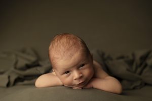 Read more about the article Cayuga County NY Newborn Photographer | Henry’s Newborn Portrait Session