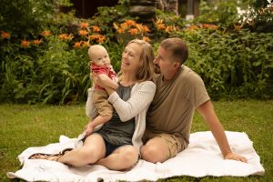 Read more about the article CNY Family Photographer | Hutt Family Portrait Session